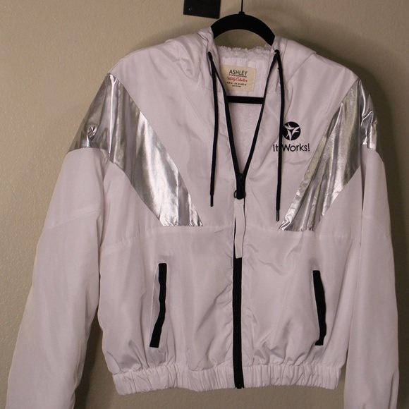 It Works! Jacket - Picture 3 of 3